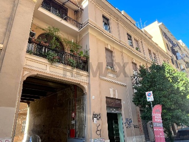 Foto Locale commerciale in Via Giacomo Bove 12/14, Roma Ostiense di 527 m²