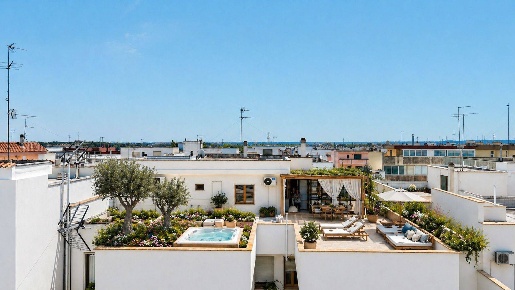 Foto Attico in Via Puglia 109, Galatina Centro di 135 m² con 3 locali