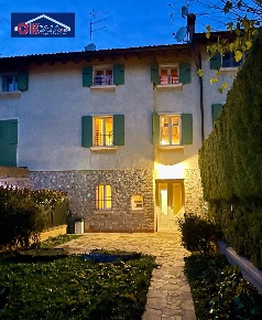 Foto Villa a schiera in baccoli di sopra, Peschiera del Garda di 163 m²