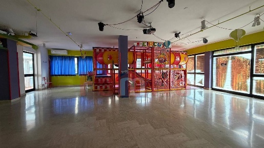 Foto Locale commerciale a Mugnano del Cardinale di 150 m² con 2 locali