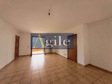 Foto Appartamento in via tevere, Corropoli di 135 m² con 5 locali