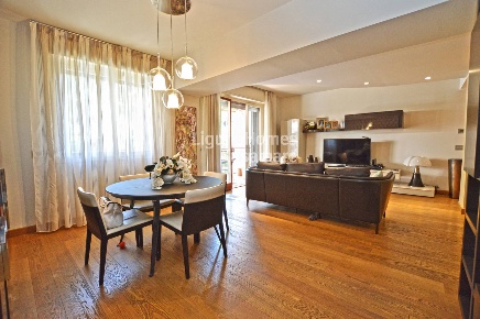 Foto Appartamento in Via Virgilio, Bordighera Via Romana di 134 m²