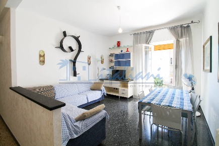 Foto Appartamento in Via Villagrande, Varazze Centro di 85 m² con 4 locali