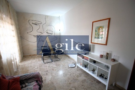 Foto Appartamento in cairoli, Grottammare Centro di 150 m² con 5 locali