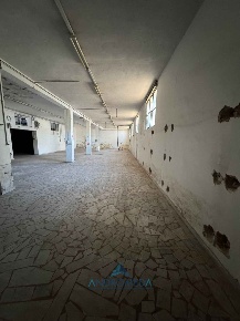 Foto Capannone industriale in via marconi, Casavatore di 1230 m² in vendita