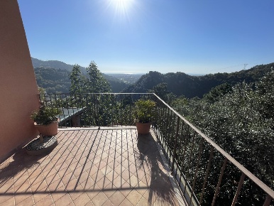 Foto Villa unifamiliare in Via ceragiola 2, Seravezza di 180 m² in vendita