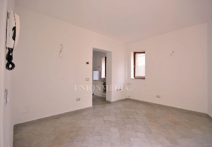 Foto Appartamento in Viale Giuseppe Mazzini, Sarzana Centro di 40 m²