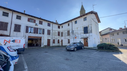 Foto Casale in PIAZZA DEGLI EROI 3, Romans d'Isonzo Versa di 416 m²