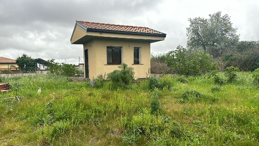 Foto Terreno agricolo a San Pietro Clarenza di 1400 m² in vendita