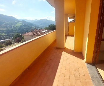 Foto Appartamento in Via Padre Pio da Pietrelcina, Vernio di 90 m²