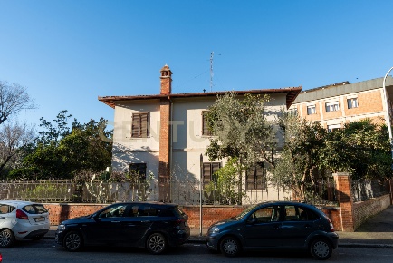 Foto Villa unifamiliare in Via Fratelli Bandiera, Grosseto Via dei Mille