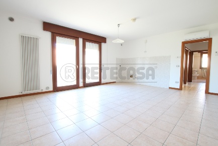 Foto Appartamento in Via Giovanni Falcone, Barbarano Mossano di 90 m²