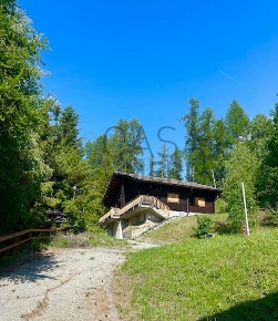 Foto Baita in Frazione la Vachere 1, Gressan di 287 m² con 16 locali