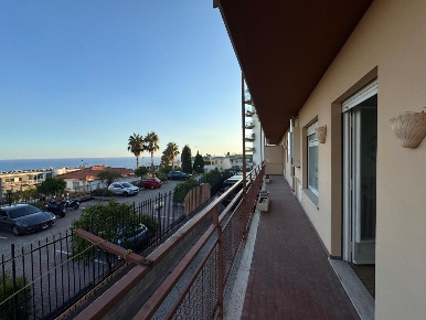 Foto Appartamento in Via Padre Semeria 101, Sanremo Foce - Semeria di 70 m²