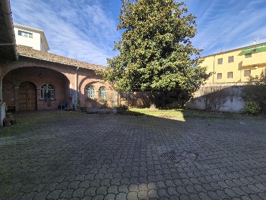 Foto Villa a schiera in Via Fabio Filzi, Cremona Sant'Ambrogio di 263 m²