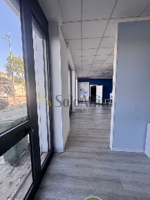 Foto Locale commerciale in VIA TIBURTINA VALERIA, Pescara Tiburtina
