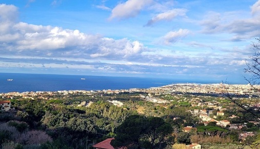 Foto Casa indipendente a Livorno Montenero Basso - Montenero Alto di 260 m²