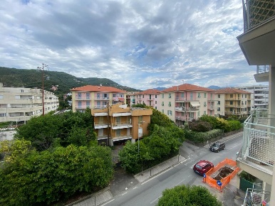 Foto Appartamento a Sestri Levante Centro di 102 m² con 5 locali in vendita