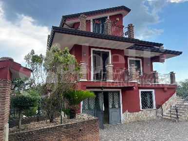 Foto Villa singola in Via Pizzone snc, Piedimonte Matese di 350 m²
