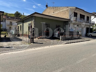 Foto Casa indipendente in Corso Umberto I snc, Alvignano di 150 m²