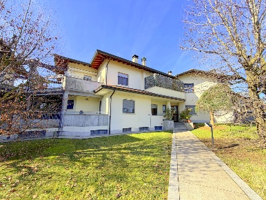 Foto Appartamento a Inveruno Centro di 73 m² con 2 locali in vendita