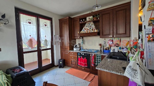 Foto Appartamento in Indicatore, Arezzo Indicatore di 80 m² con 4 locali