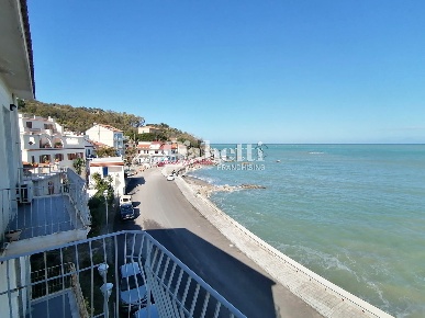 Foto Appartamento in San Gregorio, Capo d'Orlando di 110 m² con 3 locali