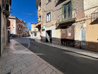 Foto Negozio in Via Antonio gaetani 23, Piedimonte Matese di 73 m²