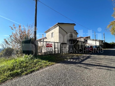 Foto Casa indipendente in Via Quercia Marcozzo snc, Gioia Sannitica Centro