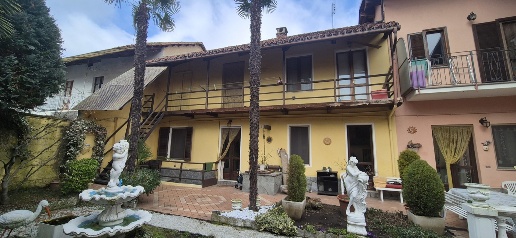 Foto Appartamento in Via Castello 21, Frossasco Centro di 120 m² in vendita