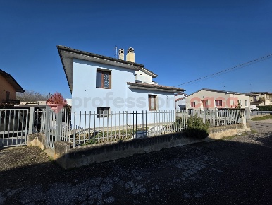 Foto Villa bifamiliare in Via Masaglie 101N, Sanguinetto Centro di 191 m²
