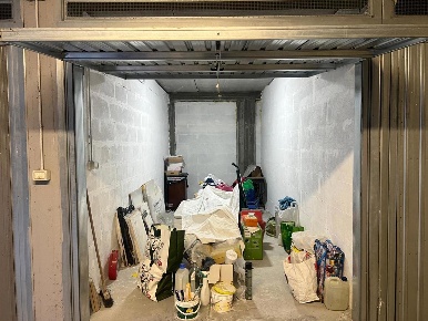 Foto Box in Via Costantino Beschi 87, Roma Acilia di 15 m² con 1 locali