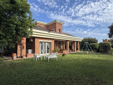 Foto Villa unifamiliare in Viale dei gelsomini ( ex viale degli ulivi) 21,