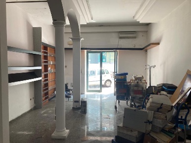 Foto Negozio in Via Mazzini 0, Battipaglia Centro di 70 m² in affitto