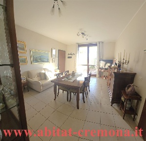 Foto Appartamento a Cremona di 70 m² con 3 locali in vendita