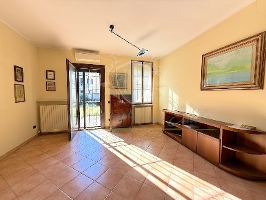 Foto Casa indipendente in Via Gramsci, Casalpusterlengo Centro di 225 m²