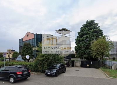 Foto Box in Via Ticino, Monza San Fruttuoso di 30 m² in affitto