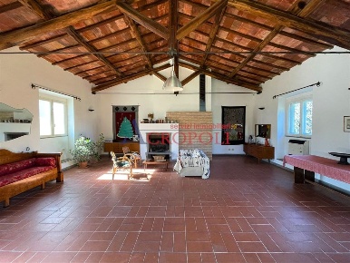 Foto Villa bifamiliare in Strada Del Casalino, Campagnano di Roma di 400 m²