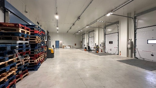 Foto Capannone industriale a San Giuliano Milanese di 1650 m² in vendita