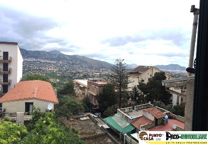 Foto Appartamento in Via Altofonte, Palermo Villagrazia di 112 m²