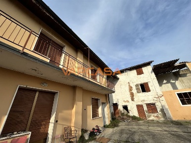 Foto Casa indipendente in VIA VITTORIO EMANUELE II, Fontanella di 400 m²