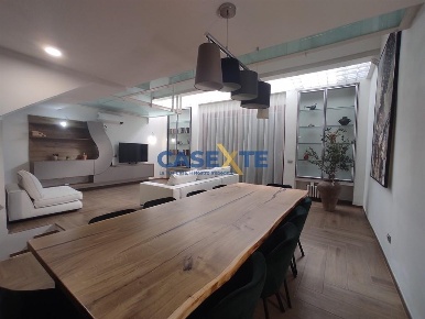 Foto Villa a schiera a Casirate d'Adda di 206 m² con 4 locali in vendita