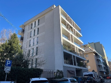 Foto Appartamento in Via Cecchi, Milano Washington di 75 m² con 3 locali
