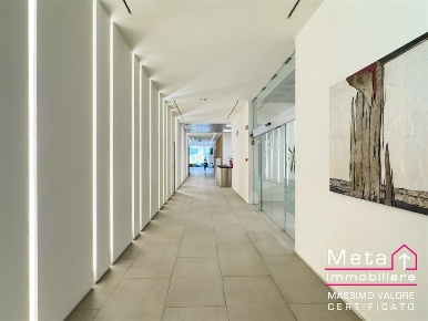 Foto Ufficio in Viale Forlanini, Milano Quartiere Forlanini di 400 m²