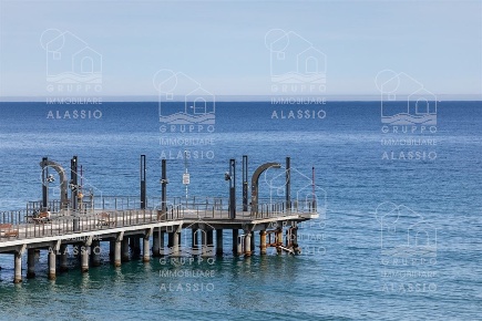 Foto Appartamento a Alassio Centro di 130 m² con 4 locali in affitto