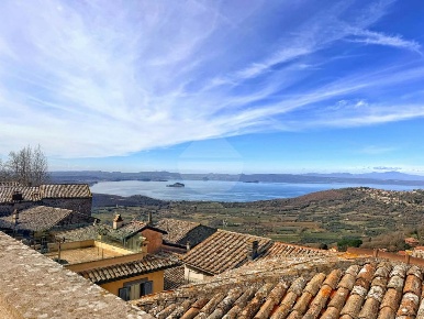 Foto Appartamento in VIA PIAVE, Montefiascone di 54 m² in vendita