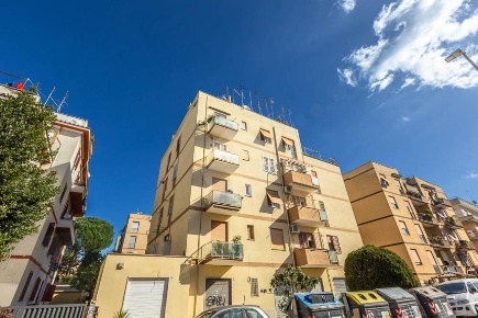 Foto Appartamento in VIA FRANCESCO MARIA TORRIGIO, Roma di 62 m² in vendita