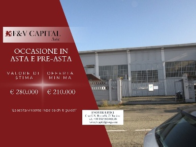 Foto Locale commerciale in Via Marsala, Nichelino di 1430 m² con 12 locali