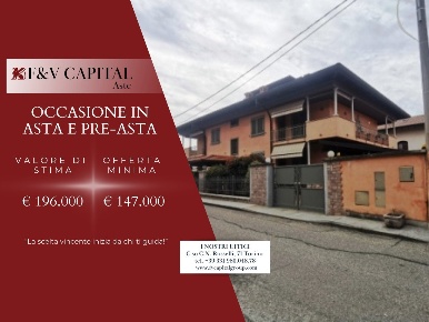 Foto Appartamento in Via Carlo Botta, Strambino Centro di 232 m² in vendita