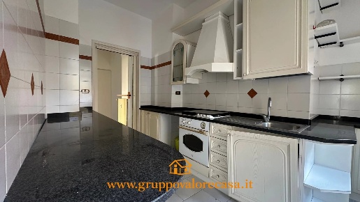 Foto Appartamento a Acqui Terme Centro con 5 locali in vendita